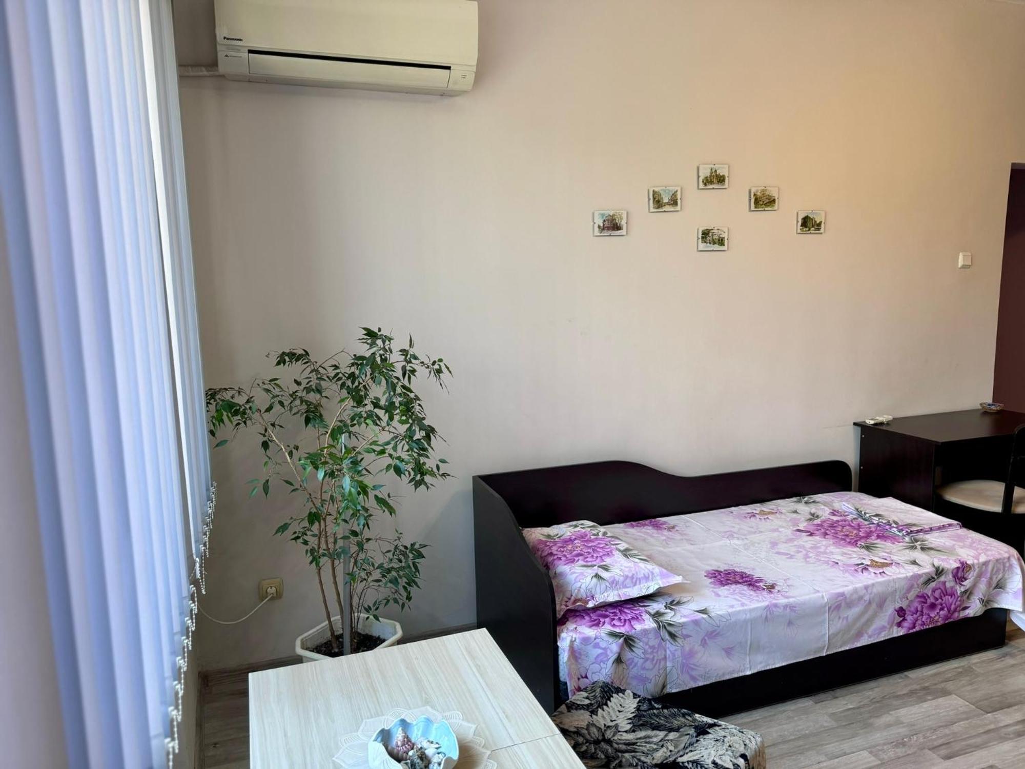 Apartment Andrea Varna Exterior photo